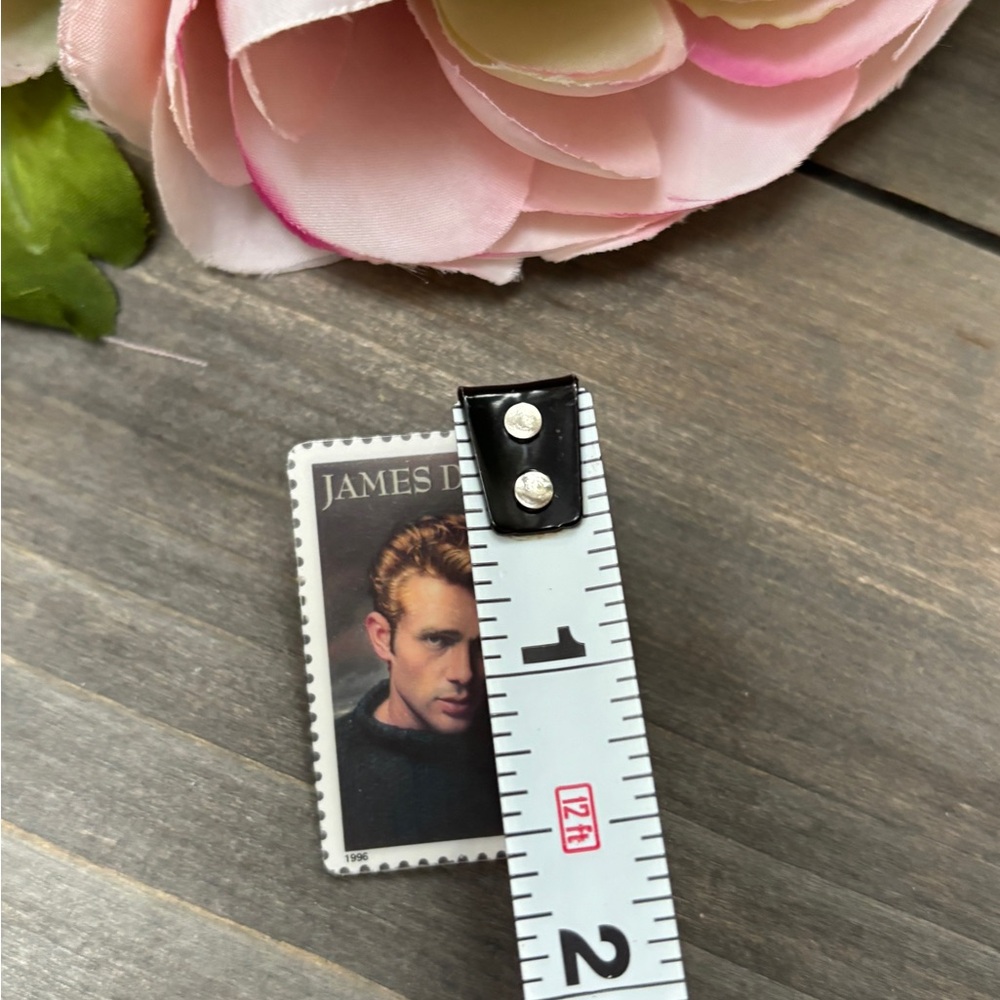 James Dean 1996 Stamp Pin - Picture 5 of 6